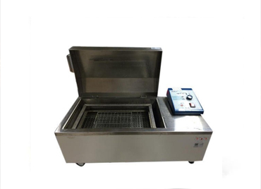 Automatic Mild Steel Water Bath Shaker, for Industrial Use, Feature : Digital Manual Mode