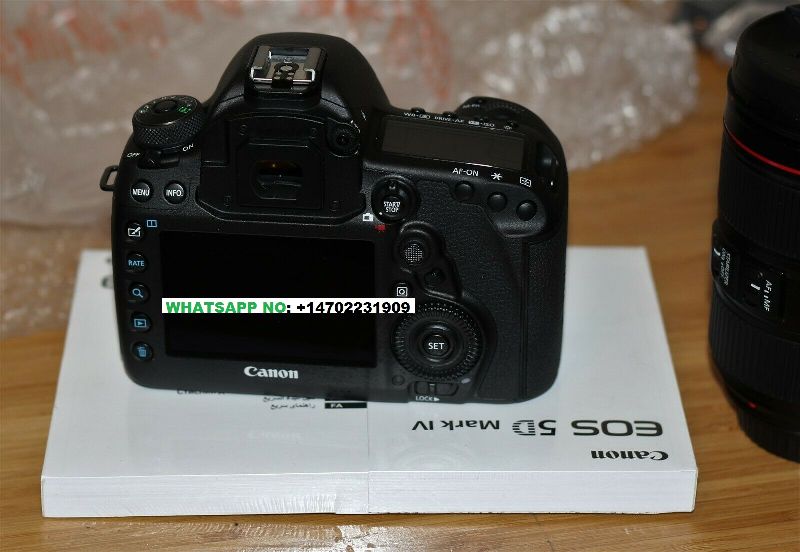 Canon EOS-5D Mark IV DSLR 24-105mm