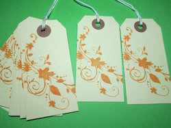 Coated Art Paper String Tags, Pattern : Printed