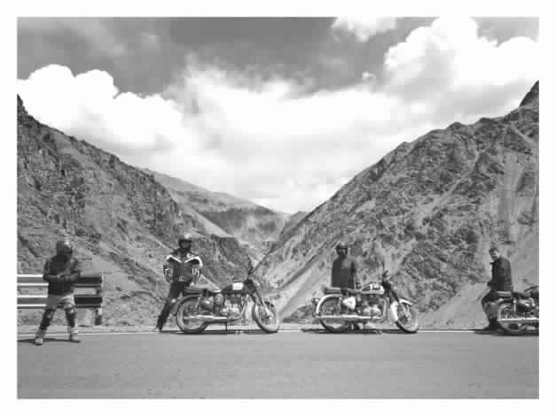 Manali to Leh Bike Tour Packages