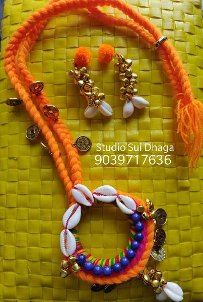 Bangle Pattern Neck Piece With Earings Dark Orange