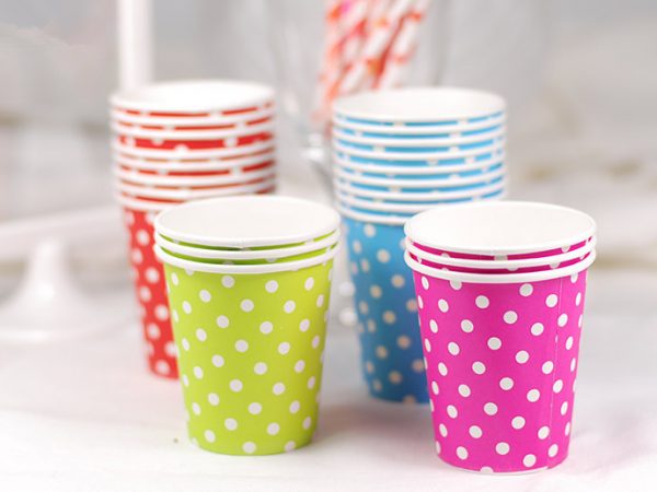 Round paper cups, for Coffee, Cold Drinks, Tea, Feature : Color Coated, Eco-Friendly, Light Weight