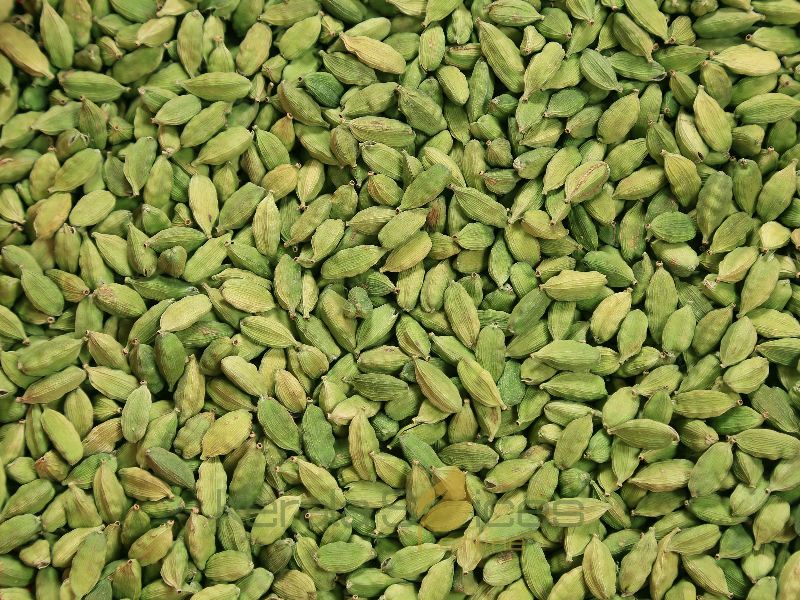 Natural green cardamom, Packaging Type : Packed in plastic bags
