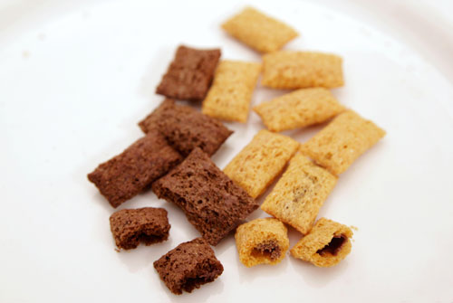 Choco Fills Corn Flakes, for Breakfast Cereal, Packaging Type : Paper Box, Plastic Packet