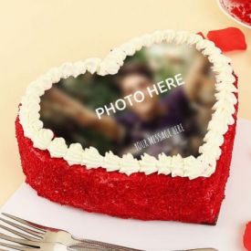 Heart Shape Red Velvet Photo Cake, Packaging Size : 2kg, 1kg