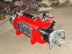 SS Hydraulic Post Tensioning Jack, Color : Red