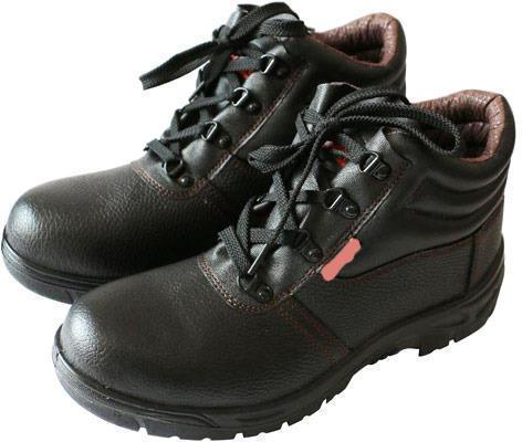 PU Safety Shoe, for Industrial, Construction, Packaging Type : Carton Box