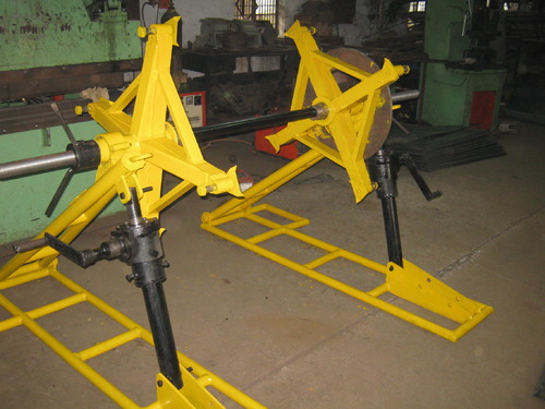 Non Polished Cast Iron Cable Drum Lifting Jack, Color : Black, Blue, Golden, Red, Silver, Yellow