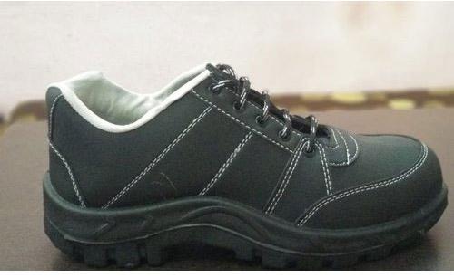 PVC Sporty Safety Shoes, Size : 6-10
