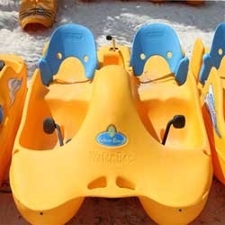 Coated Two Seater Paddle Boat, Loading Capacity : 0-500kg, 1000-1500kg
