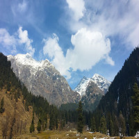 Khilanmarg Tour Packages
