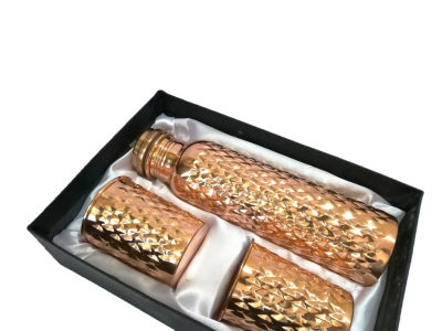 Rhombus Copper Bottle Gift Set, Storage Capacity : 1ltr, 250ml, 500ml