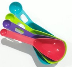 4 PC Plastic Measuring Cup &amp; Spoons