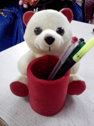 Liviya Soft Toy Teddy Bear Pen Stand, Packaging Type : Single PP Pack