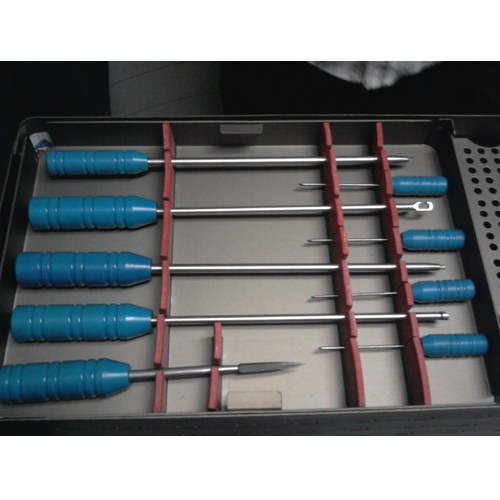 Polished 30-40gm Stainless Steel Spinal Instruments Box, Length : 6inch
