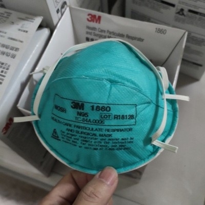 3M 1860 N95 Particulate Respirator Face Mask.