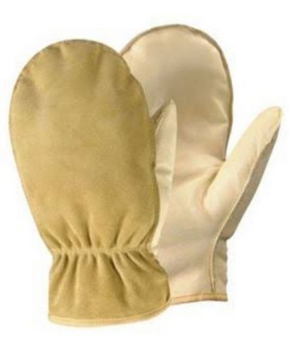 IL-20 Winter Gloves, Feature : Comfortable, Keeps Hand Warm