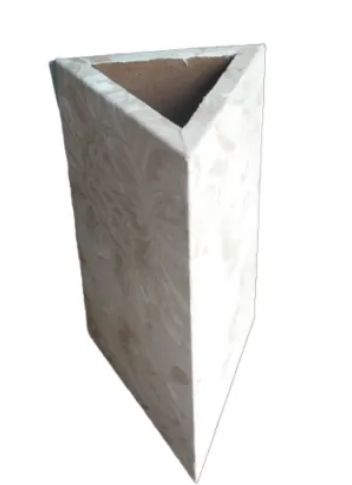 Polished Plain Wooden Triangle Flower Pot, Size : 250x150 mm