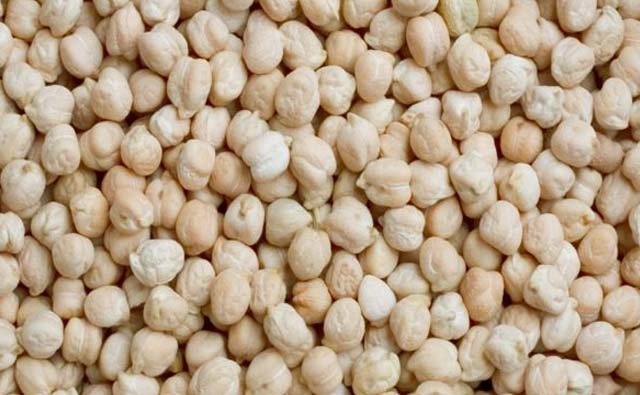 Organic White Kabuli Chickpeas, Size : 4-6mm