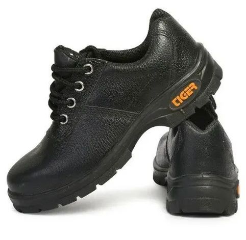 Leather Tiger Safety Shoes, for Industrial Pupose, Size : Standard