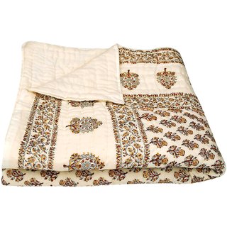 Cotton Hand Woven Quilt, for Home Use, Hotel Use, Size : Standard