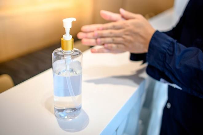 Liquid Hand Sanitizer, Feature : Antiseptic, Enhance Skin