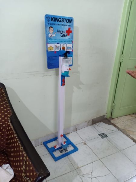 Metal Foot operated Sanitizer dispenser, for Hotel, Office, Restaurant, School, Capacity : 100-200ml