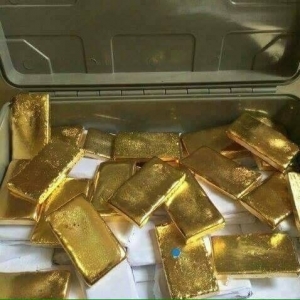 pure gold bars