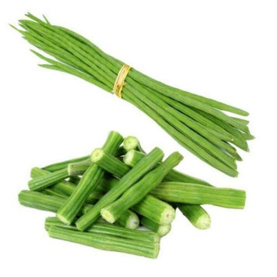 Natural Fresh Drumsticks, for Cooking, Color : Green