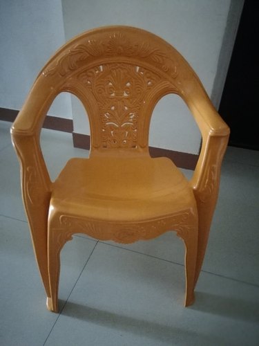 Polished Plain Plastic Baby Chair, Shape : Square