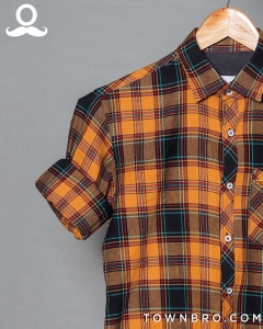 Yellow Cotton Checks Shirt, Occasion : Casual