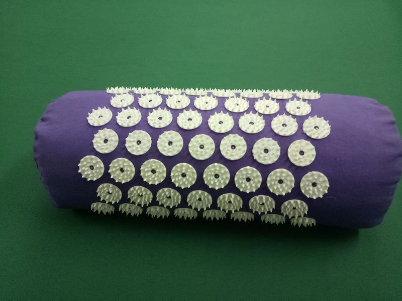 Dotted Cotton Acupressure Pillow, Shape : Round