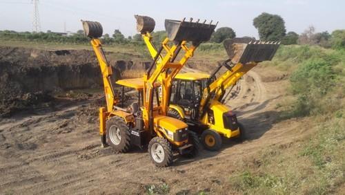 Fuel Yellow Tractor JCB Loader, for Construction, Tyres Type : Tubeless