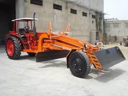 Cast Iron Fuel Tractor Mounted Grader, for Agriculture, Capacity : 300-450 Kg