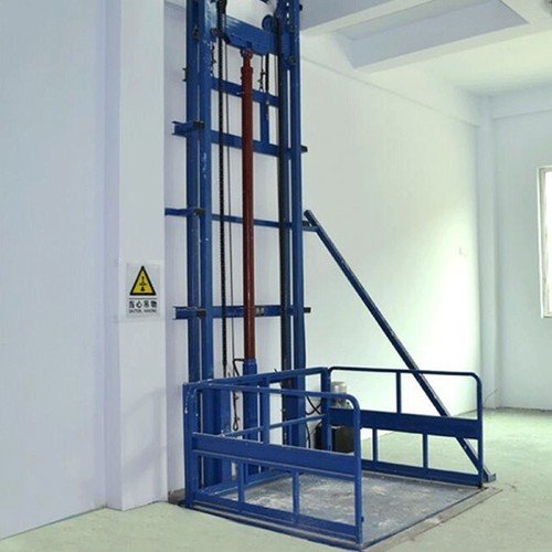 goods lift