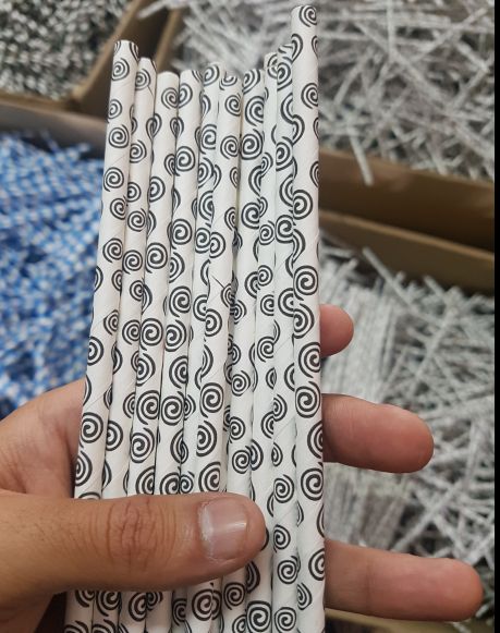 Spiral Jalebi Printed Paper Straws, for Event Party, Length : 6 Inches, 7 Inches, 8 Inches