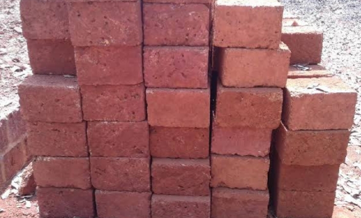 Red Laterite Stone, Size : Standard