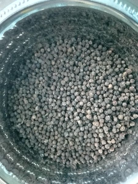 Natural black pepper seeds, Style : Dried