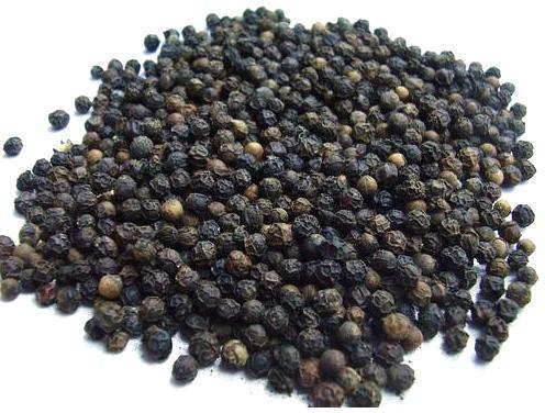 Raw Organic Black Pepper Seeds, Packaging Type : Gunny Bag, Plastic Pouch, Poly Bag