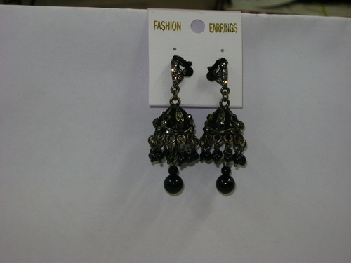 Metal jhumka earrings, Style : Antique