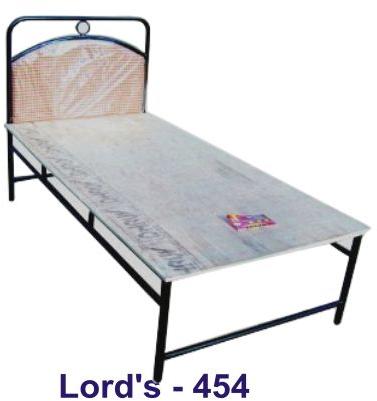 Rectangular PAINTED STEEL Metal single bed, for Home Use, Feature : Accurate Dimension, Durable