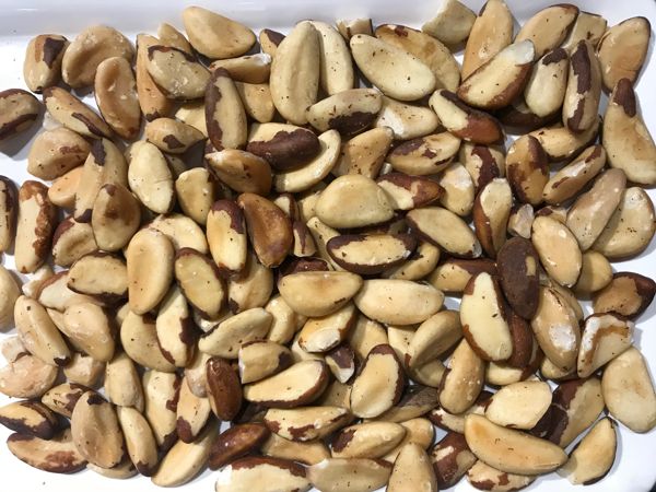 Brazil Nut, for Milk, Sweets, Packaging Type : Packet