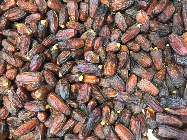 Common Premium Mabroom Dates, for Human Consumption, Style : Dehydrate