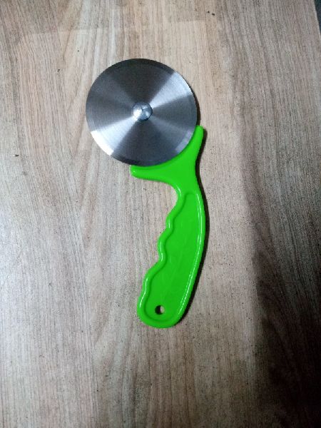 Metal Fancy Pizza Cutter, Certification : ISI Certified