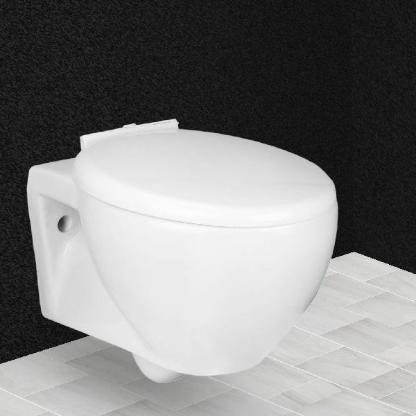 Ceramic Polished Laura One Piece Closet, For Toilet Use, Color : White