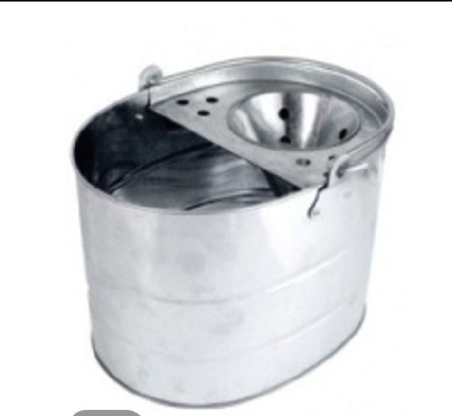  Oval Coated Non Polished galvanized iron buckets, for Liquid Storage, Length : 33 Cm