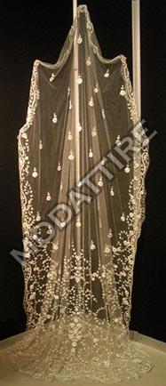 Embroiderer Bridal Veil
