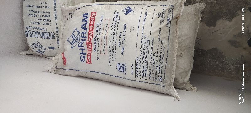 DCM Shriram Caustic Soda Flakes, Purity : 98%