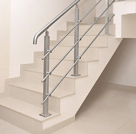 Polished Stainless Steel Railing, for Staircase Use, Feature : Attractive Designs, Easy To Fit