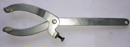 Mild Steel Polished Pulley Clutch Tool, for Motorcycle, Specialities : Rust Proof, High Quality, Durable